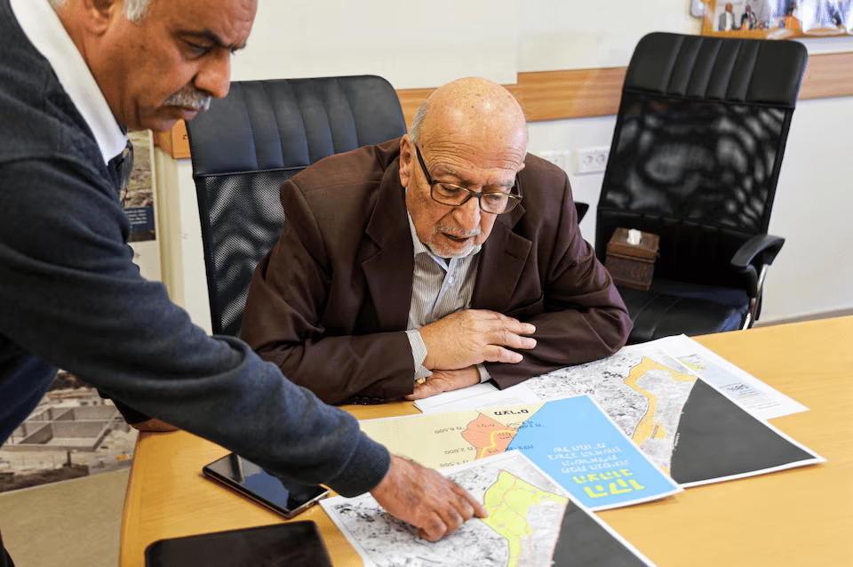 Mapas israelenses delineiam a expansão da zona de controle militar em Gaza