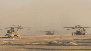 Exército israelense reconhece danos à base aérea de Ramat David após ataque com mísseis iranianos