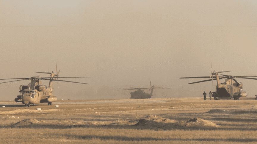 Exército israelense reconhece danos à base aérea de Ramat David após ataque com mísseis iranianos
