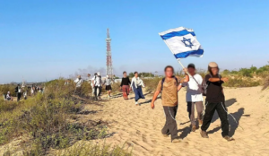 Milhares participaram de uma marcha pelo assentamento em Gaza; Daniella Weiss: Não haverá mais árabes lá
